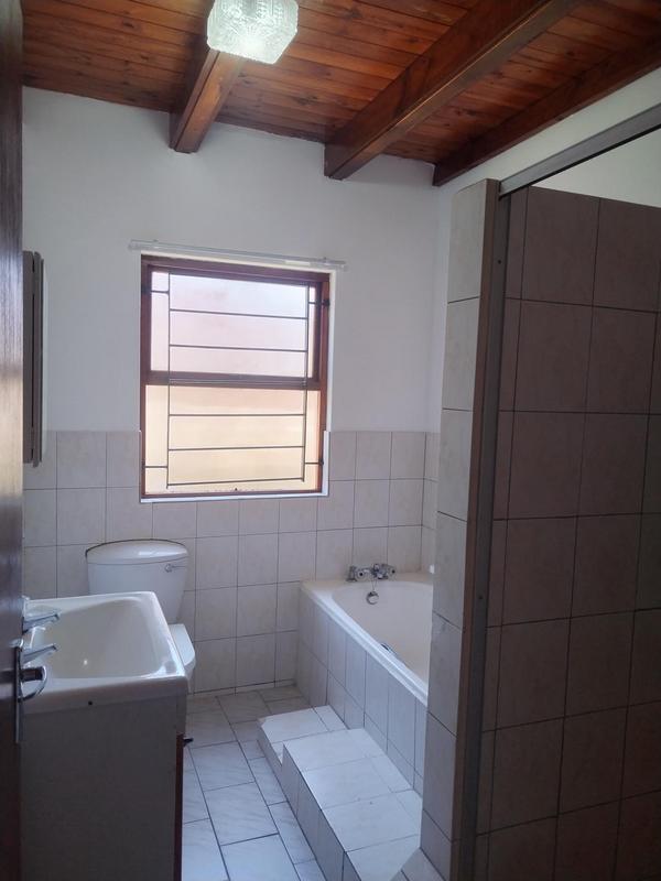 To Let 1 Bedroom Property for Rent in Sandbaai Western Cape